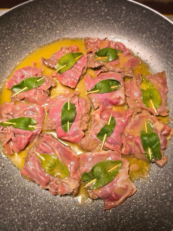 Saltimbocca al vino bianco